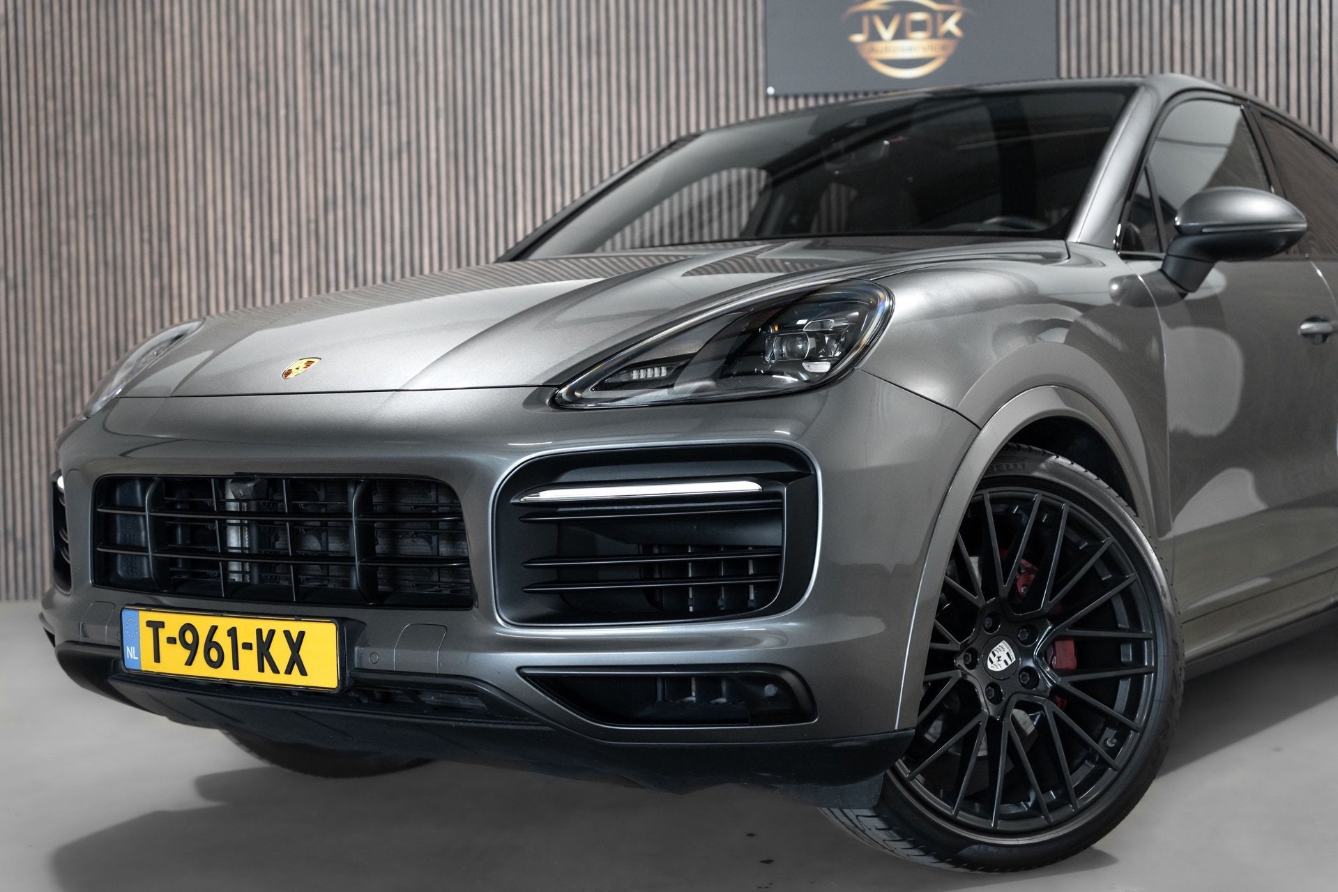 Porsche Cayenne Coupé 3.0 E-Hybrid Platinum Edition Pano Fu, Automaat, 14 kWh, Gebruikt, 2995 cc