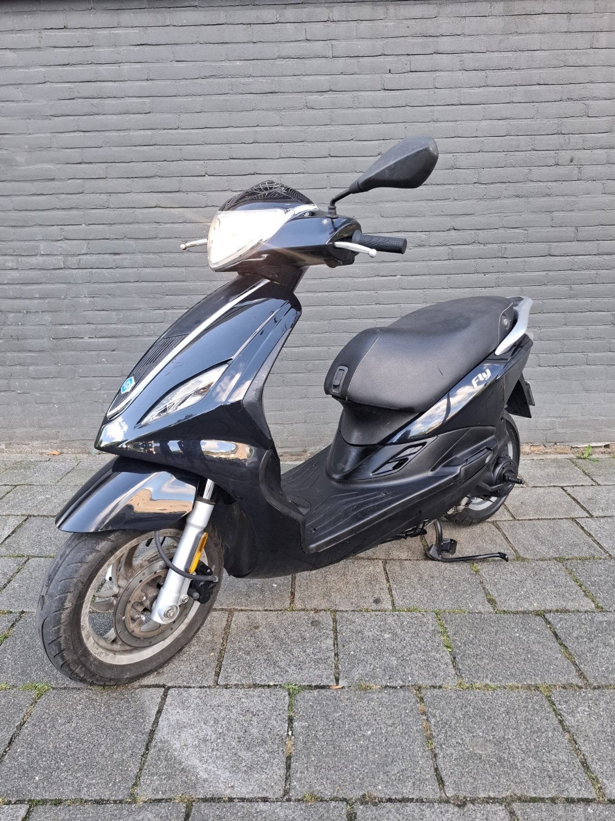 piaggio fly tekoop, Fietsen en Brommers, Scooters | Piaggio, Ophalen, Benzine, Fly