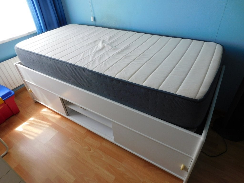 kajuitbed met lattenbodem en matras, Ophalen, Gebruikt, 90 cm, Eenpersoons