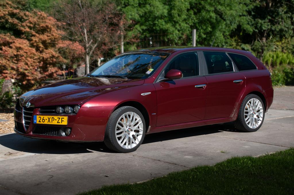 Alfa Romeo 159 1.9 JTS SW 2007 Rosso Rubino, Voorwielaandrijving, Beige, 4 cilinders, Stationwagon