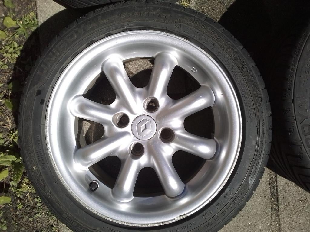 Sportvelgen (4) met banden Renault Twingo 1 merk Intra 14", Auto-onderdelen, Ophalen, 14 inch, Gebruikt, Banden en Velgen