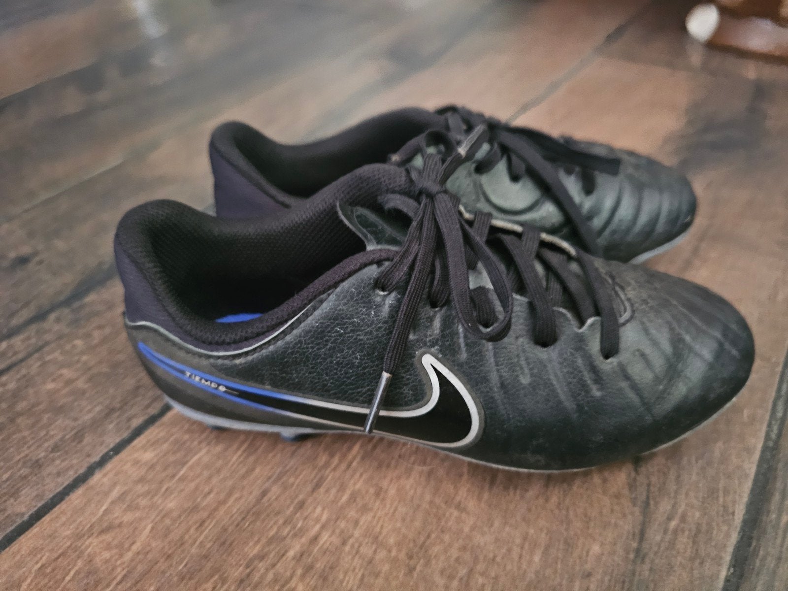 Nike voetbalschoenen maat 33, Maat XS of kleiner, Ophalen of Verzenden, Gebruikt, Schoenen