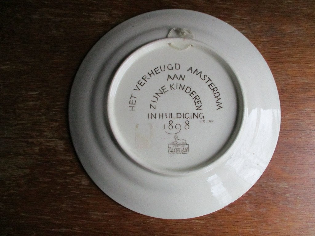 Wilhelmina bord 1898 Kroning Inhuldiging Amsterdam, Ophalen of Verzenden