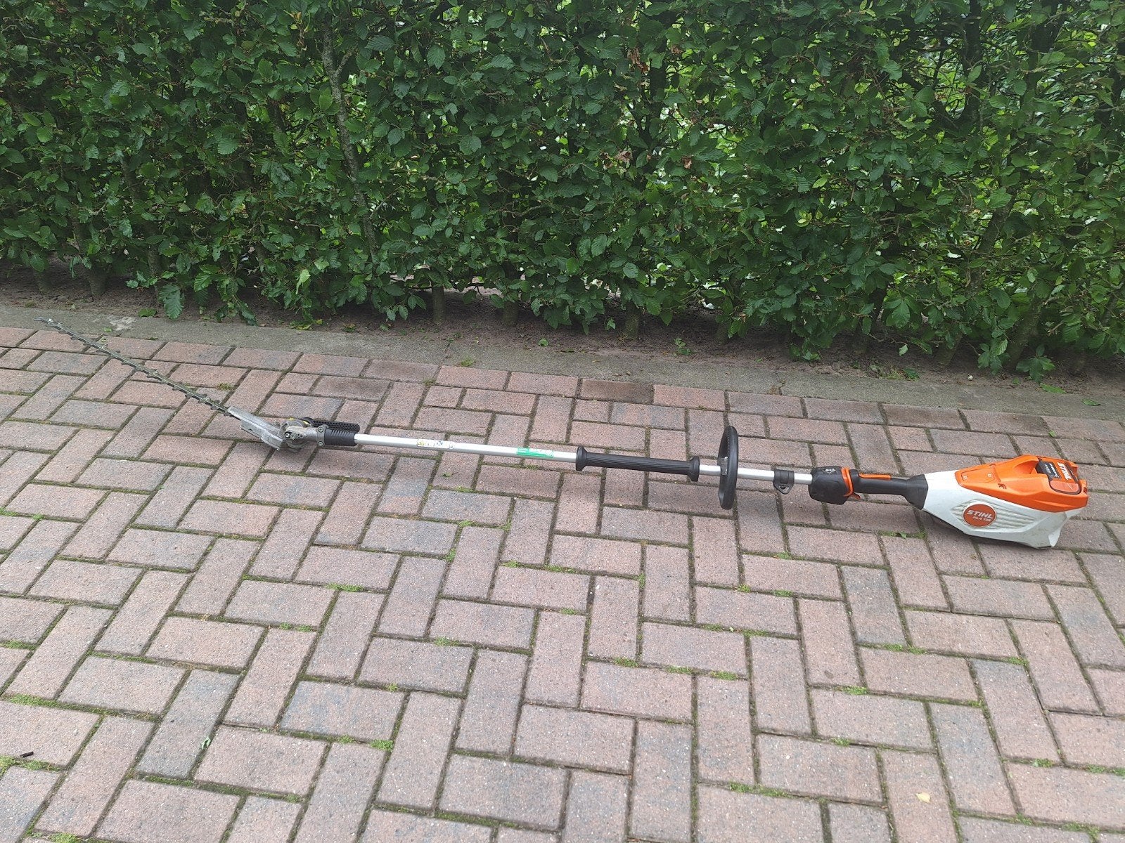 Stihl HLA135 accu stokheggenschaar,body, Ophalen, Accu