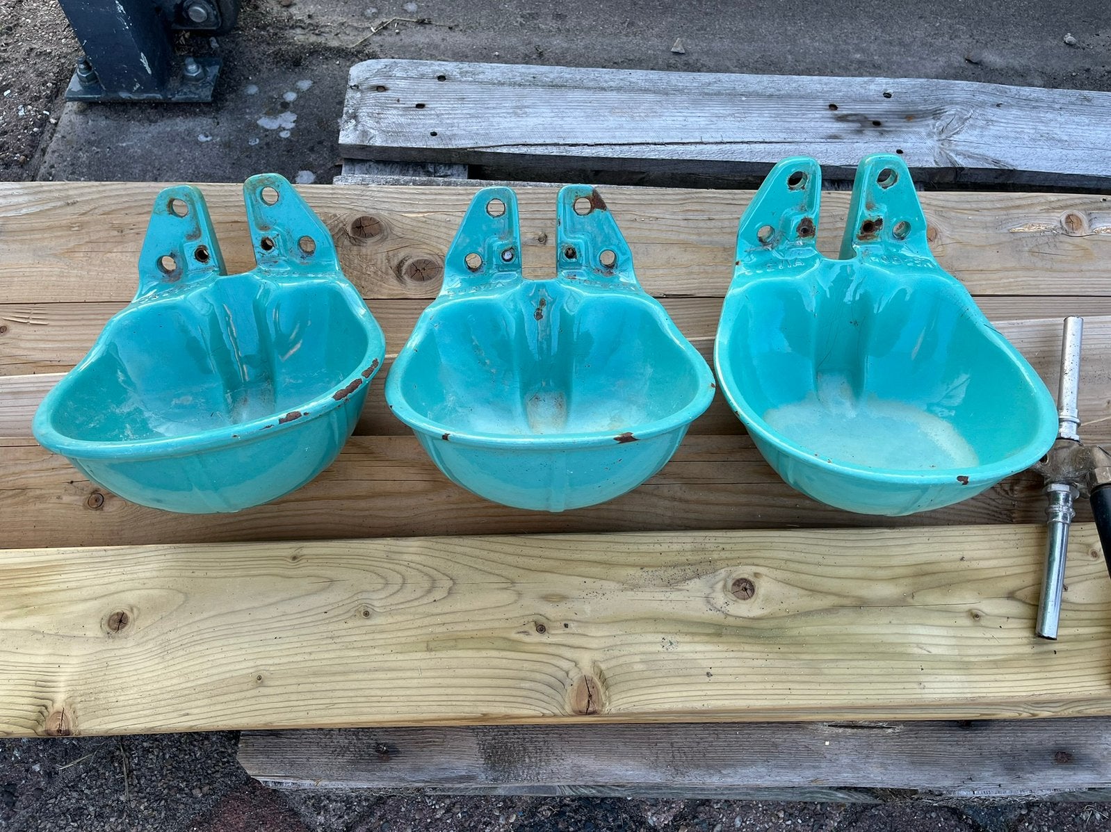 3 Drinkbakken / waterbakken voor dieren, Ophalen, Gebruikt