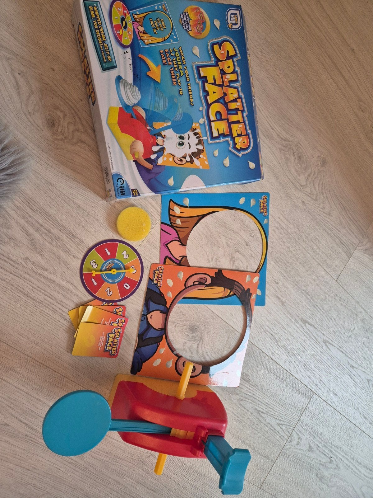 Splatter Face Spel - Hilarisch Gezinsspel, Een of twee spelers, Ophalen, Gebruikt, Hasbro