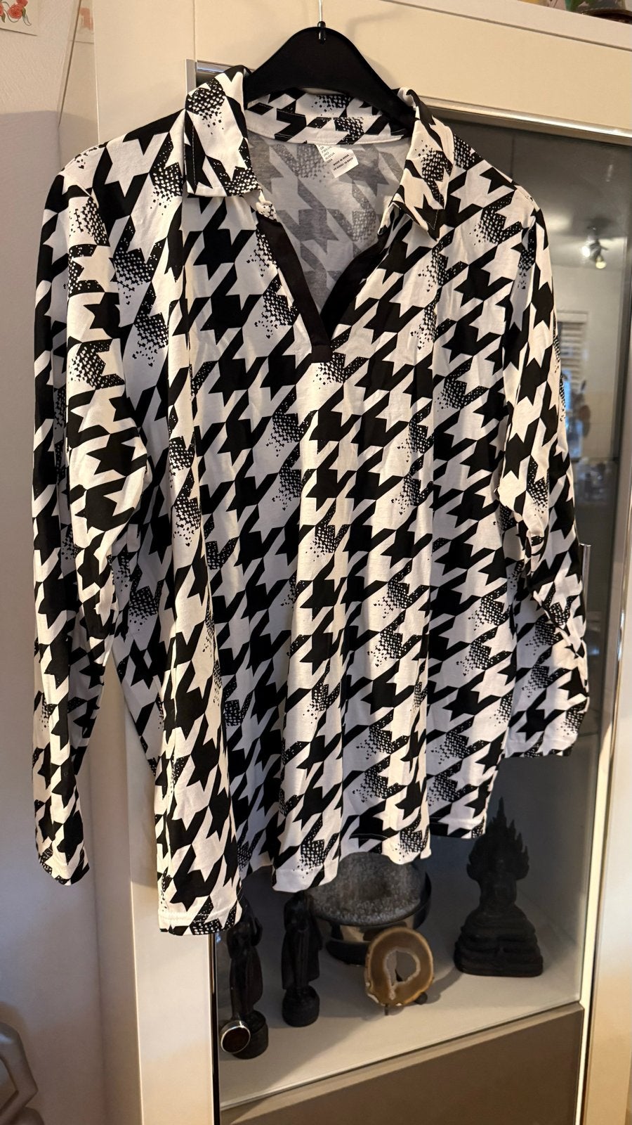 Zwart-witte blouse met pied-de-poule print, maat 48, Kleding | Dames, Ophalen of Verzenden, Zo goed als nieuw, Maat 46/48 (XL) of groter