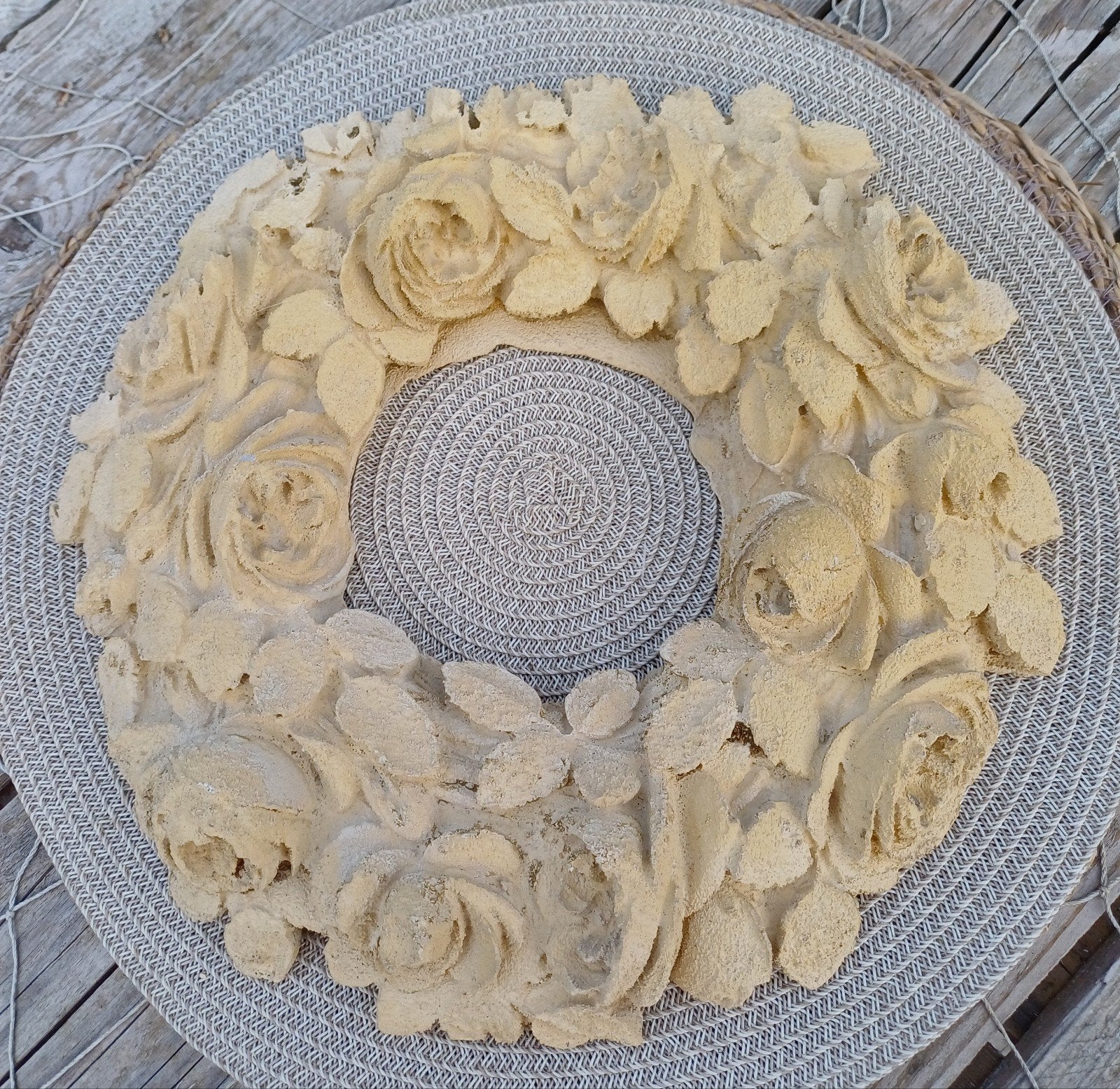 Brocante krans beton, Ophalen