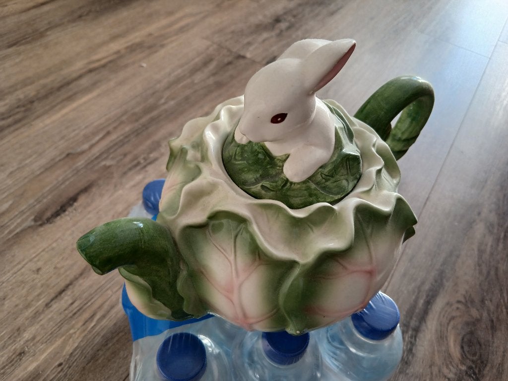 Theepot konijn, Huis en Inrichting, Ophalen of Verzenden, Zo goed als nieuw, Overige stijlen, Overige typen