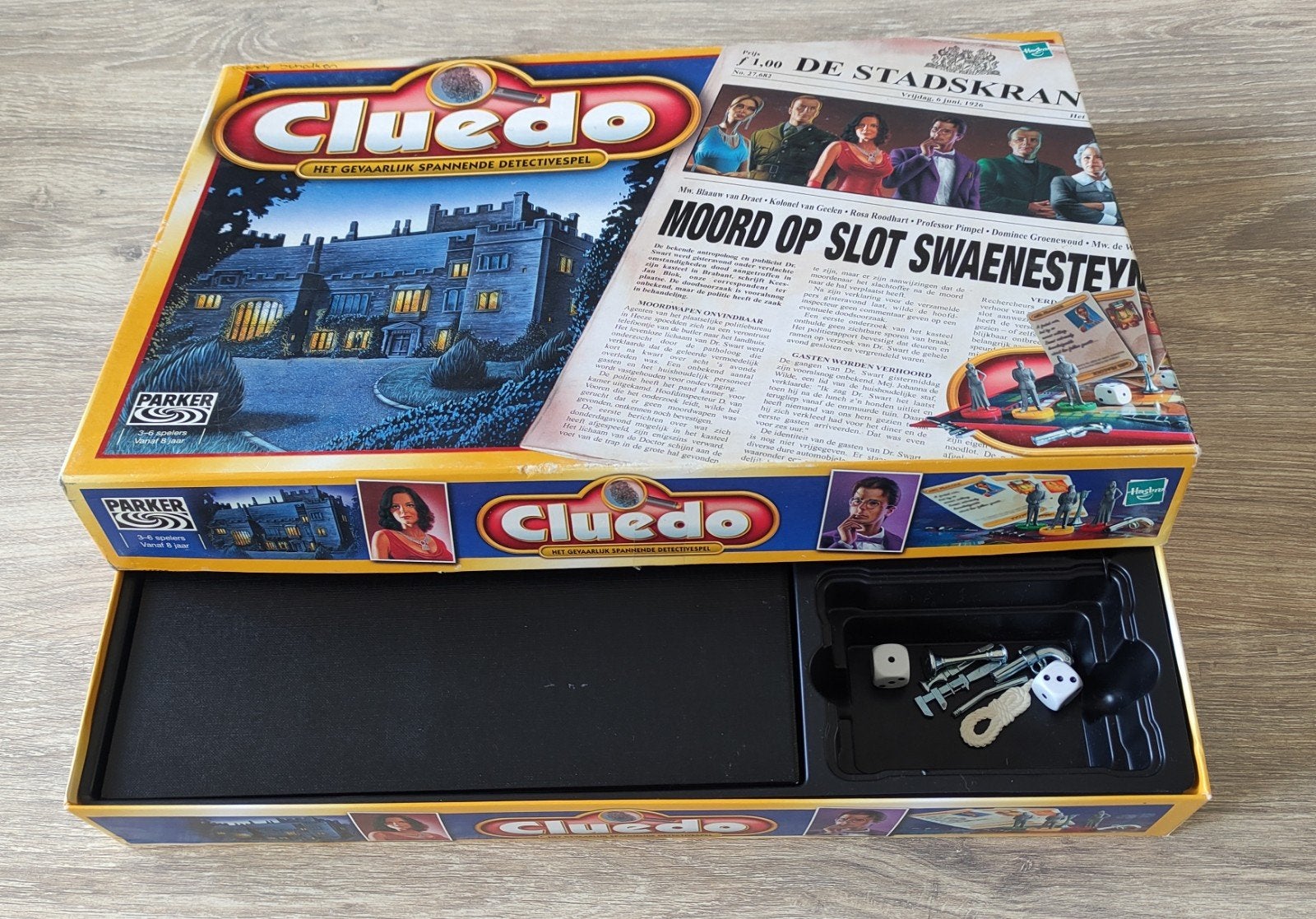 CLUEDO MOORD OP SLOT SWAENESTEYN uitgever PARKER, Ophalen of Verzenden