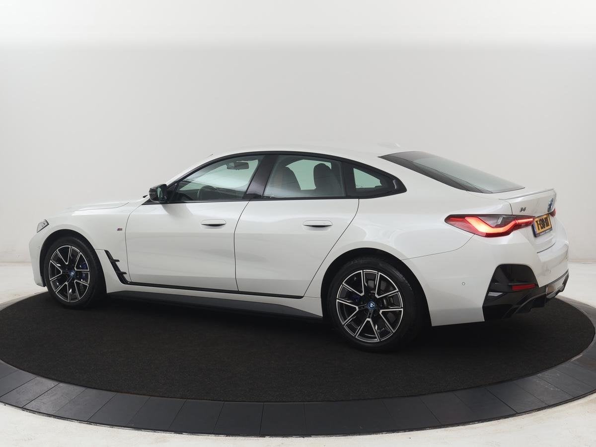 BMW i4 M50 High Executive 84 kWh | SOH 94.5% | Leder | Adapt, Automatische klimaatregeling, 110 €/maand, Wit, 2190 kg