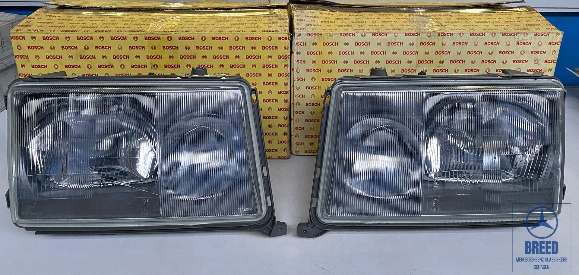 NOS set koplampen Bosch L+R voor Mercedes-Benz W124 Mopf 0, -, Nieuw, Ophalen of Verzenden, -