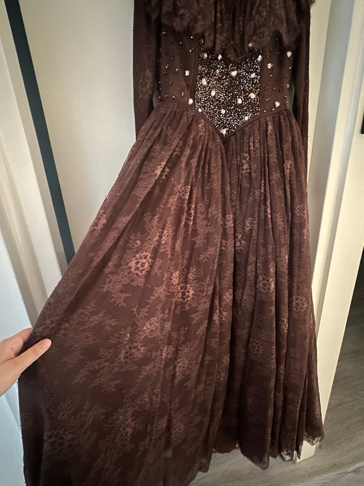 Elegante bruine jurk met kant- dantelli abiye elbise kapali, Galajurk, Bruin, Nieuw, Ophalen