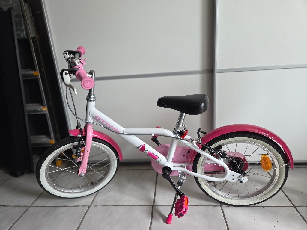 B'Twin kinderfiets 16 inch - Roze/Wit, Ophalen, Terugtraprem, B'Twin, 16 tot 20 inch