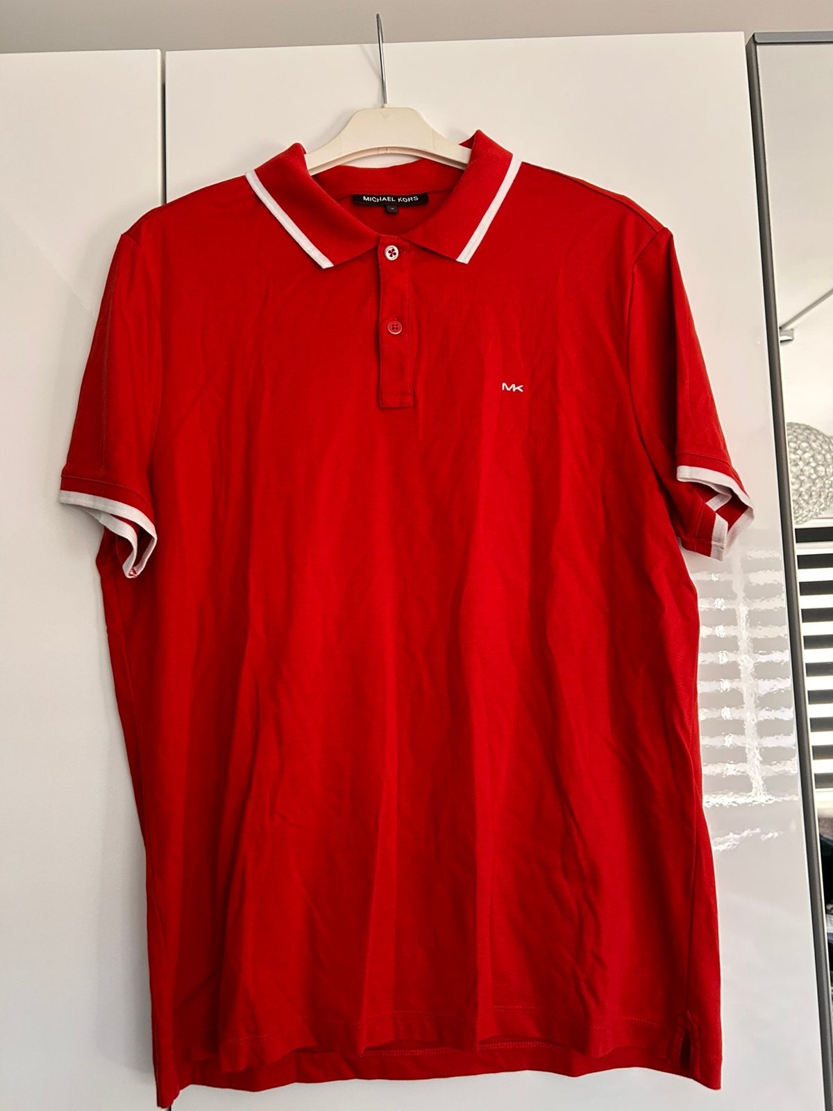 Polo Micheal Kors, Ophalen of Verzenden, Zo goed als nieuw, Maat 48/50 (M), Rood