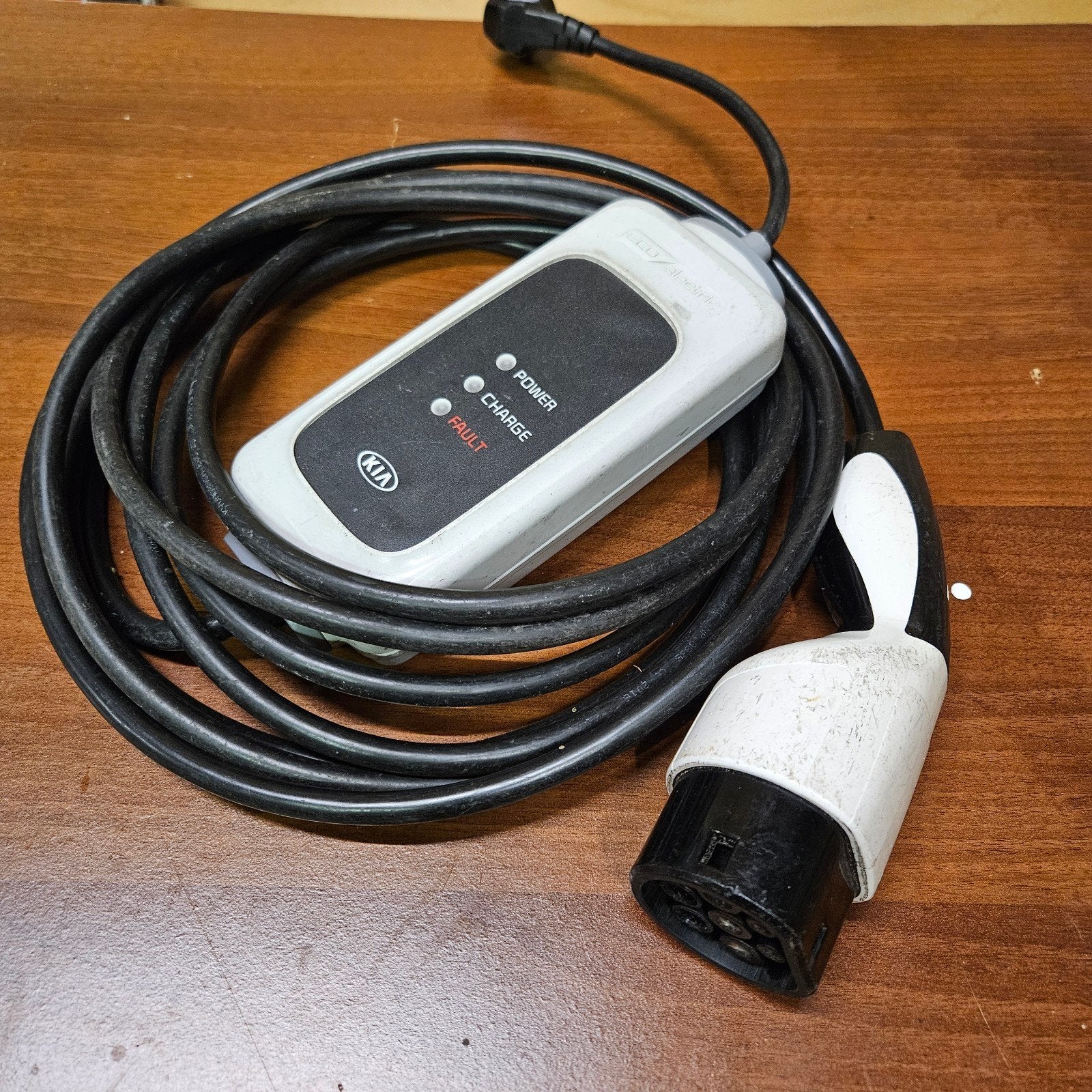 Originele Kia mobiele EV lader 10A – laadkabel – Kia Plug-in, Ophalen of Verzenden, Gebruikt, Laadkabel