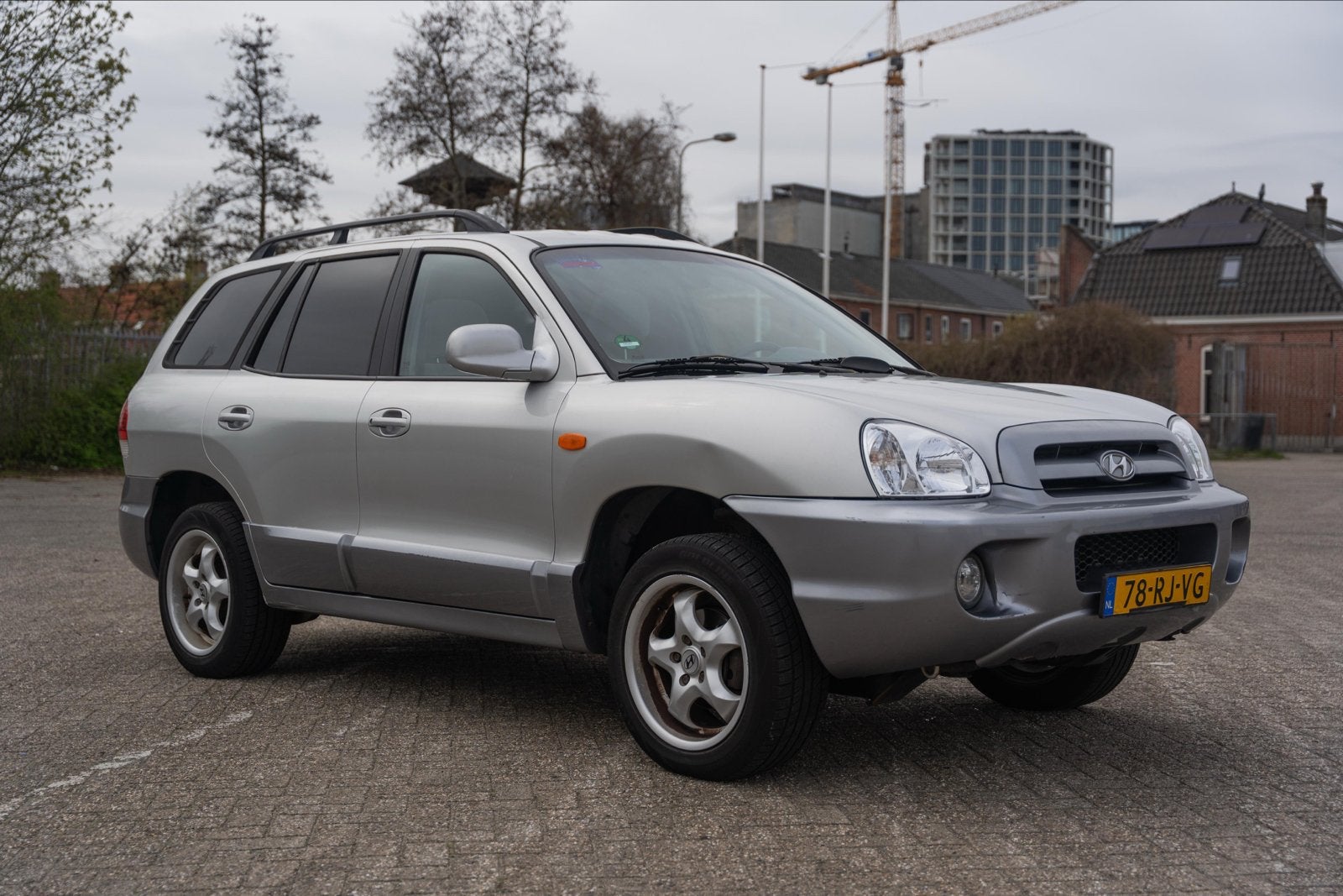 Hyundai Santa Fe 2005 - Met Custom Camperbox | Mini Camper, Voorwielaandrijving, Santa Fe, 4 cilinders, 2000 kg