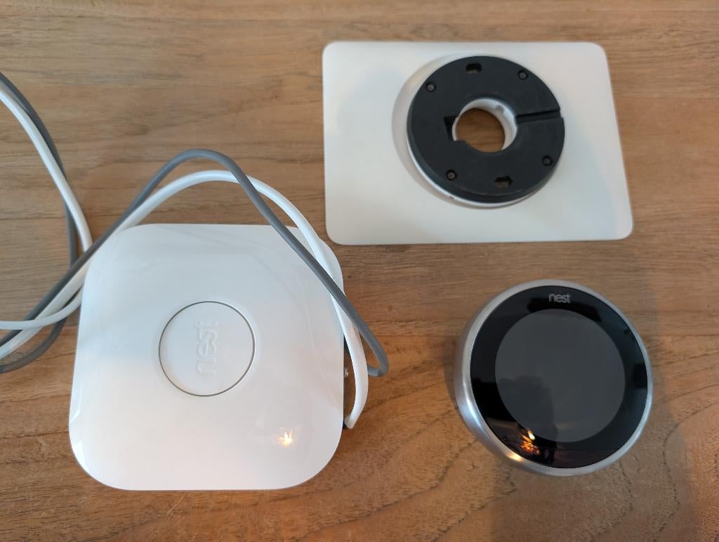 Google Nest Thermostaat (3e generatie) - inclusief heatlink, Ophalen of Verzenden, Slimme thermostaat, Zo goed als nieuw