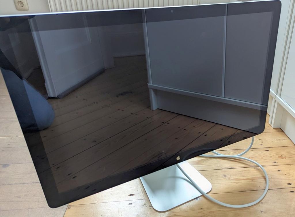 27-inch Apple Thunderbolt Display + USB-C adapter, Computers en Software, Monitoren, Ophalen, Gebruikt, Ingebouwde speakers, USB-C