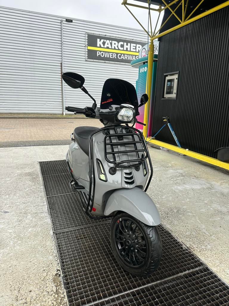 Vespa Sprint 80cc Full Option Injectie Nardo Grey, Fietsen en Brommers, Scooters | Vespa, Gebruikt, Vespa S, Maximaal 45 km/u
