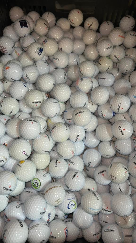 100 Stuks Pinnacle Rush Golfballen AAAA, Ophalen of Verzenden, Zo goed als nieuw, Bal(len)