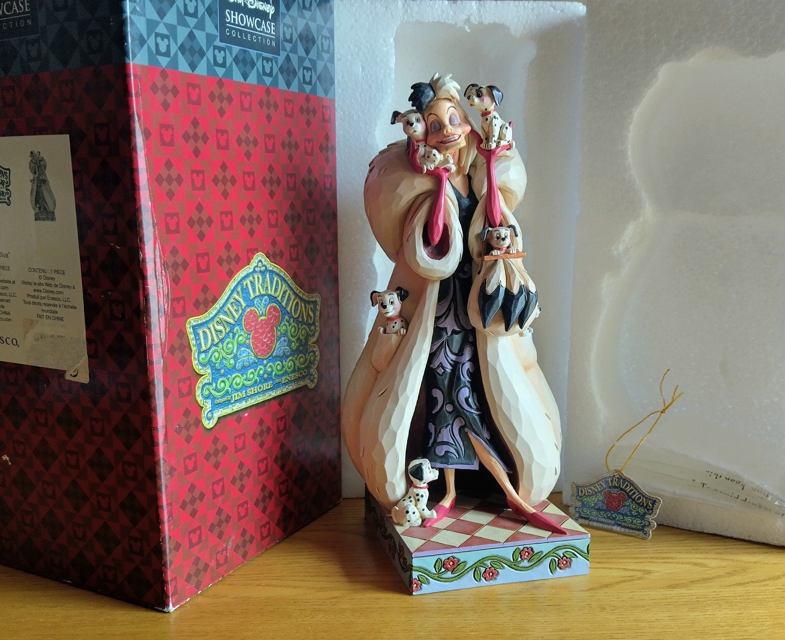 Disney Traditions Cruella De Vil 'fur lined diva', Ophalen of Verzenden, Zo goed als nieuw