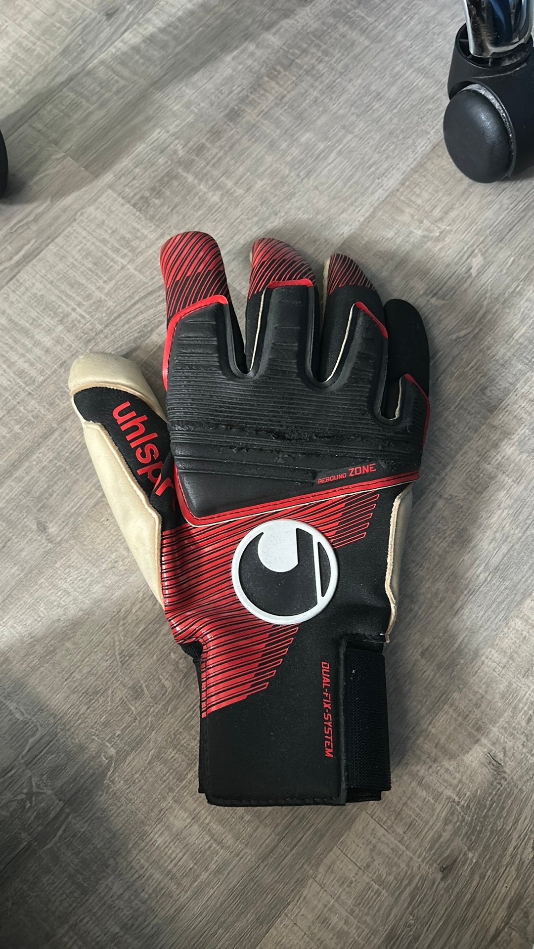 Keepers handshoen van uit fc groningen keeper, Maat XS of kleiner, Ophalen of Verzenden, Gebruikt, Handschoenen