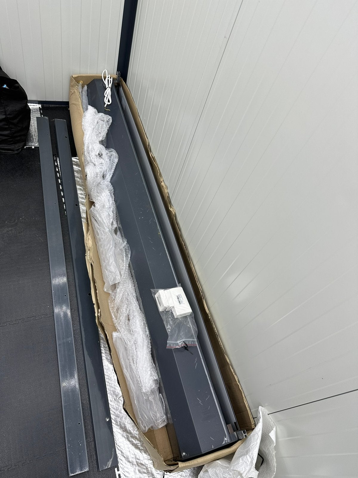Roldeur Antraciet, Doe-het-zelf en Verbouw, Overige kleuren, Nieuw, Ophalen of Verzenden, 200 cm of meer
