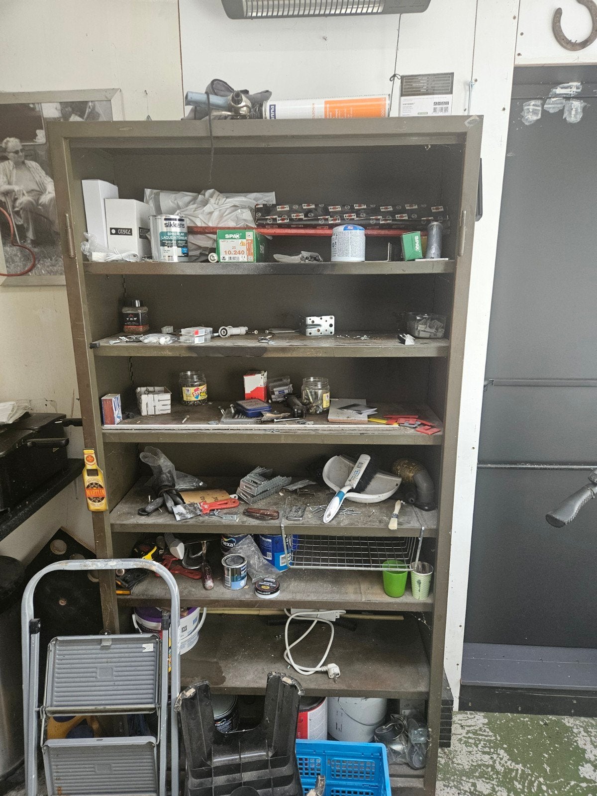 gratis stalen kast af te halen., Ophalen of Verzenden, Gebruikt