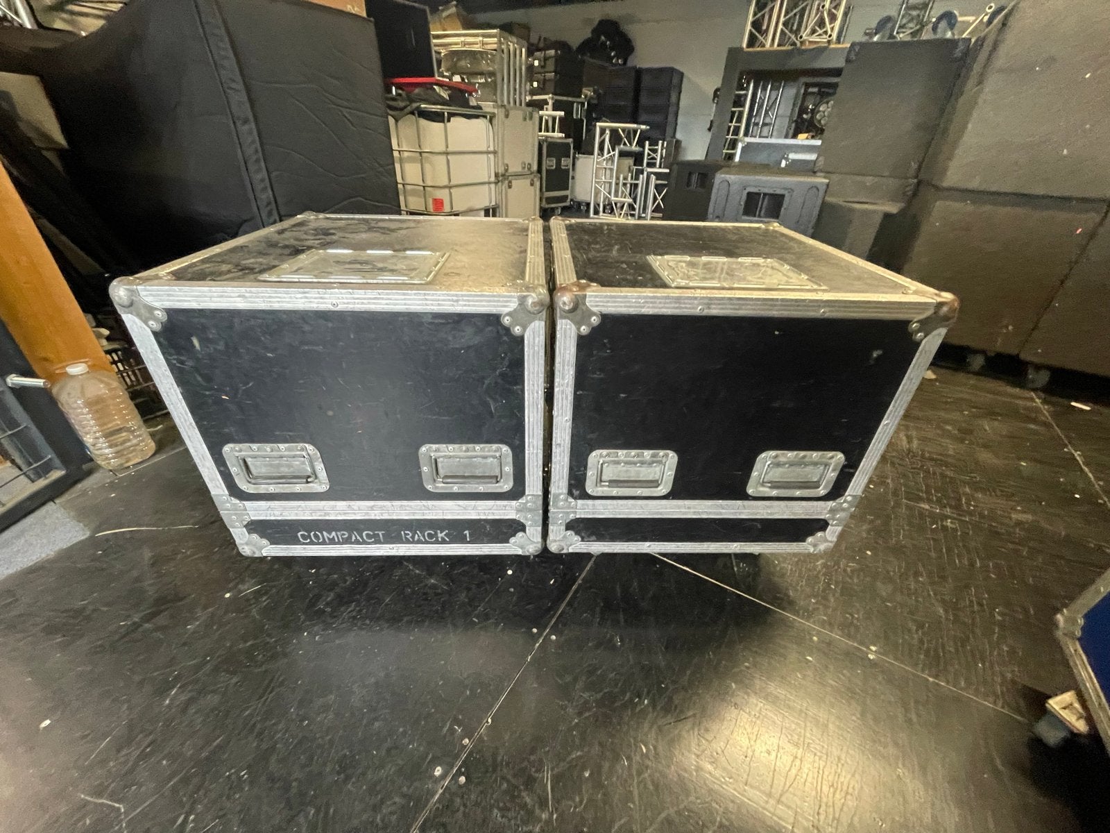 2x Stolp versterkerrack / flightcase, Ophalen, Gebruikt