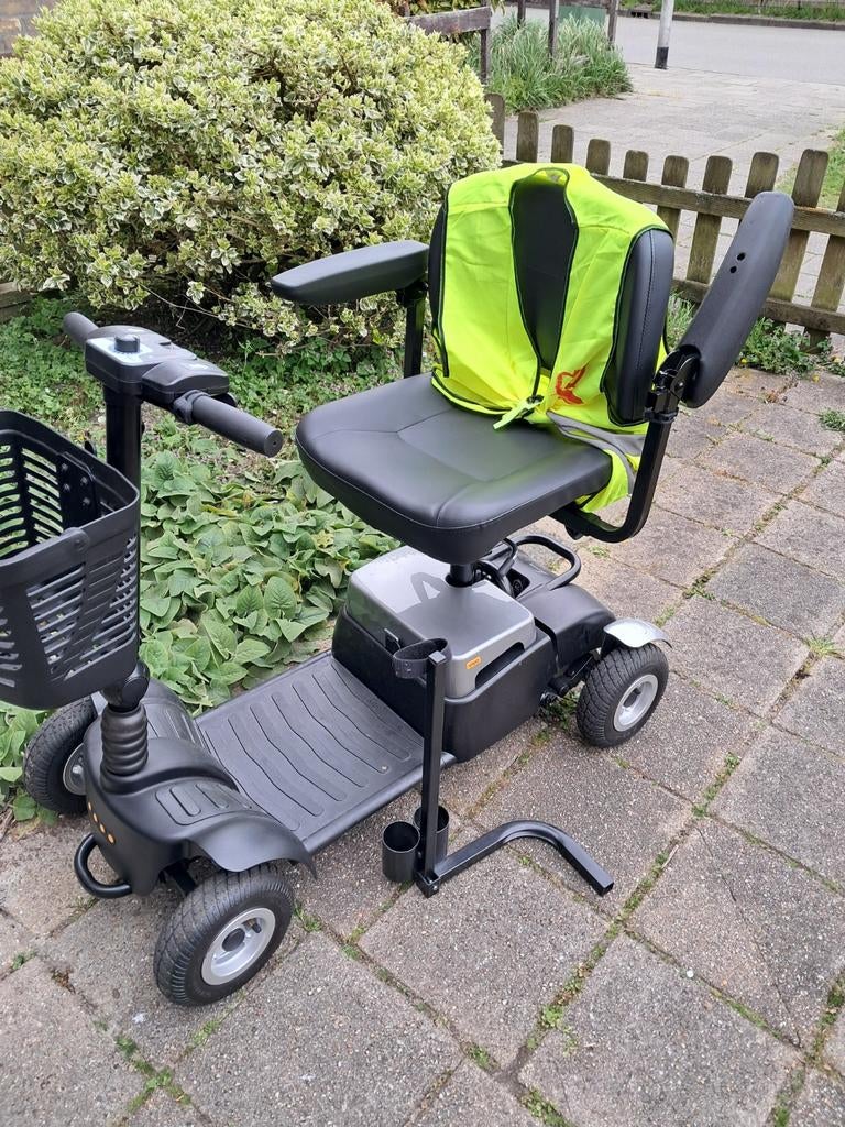 Scootmobiel Vivo demontabel als nieuw, Diversen, Brommobielen en Scootmobielen, Ophalen, 10 km/u of minder