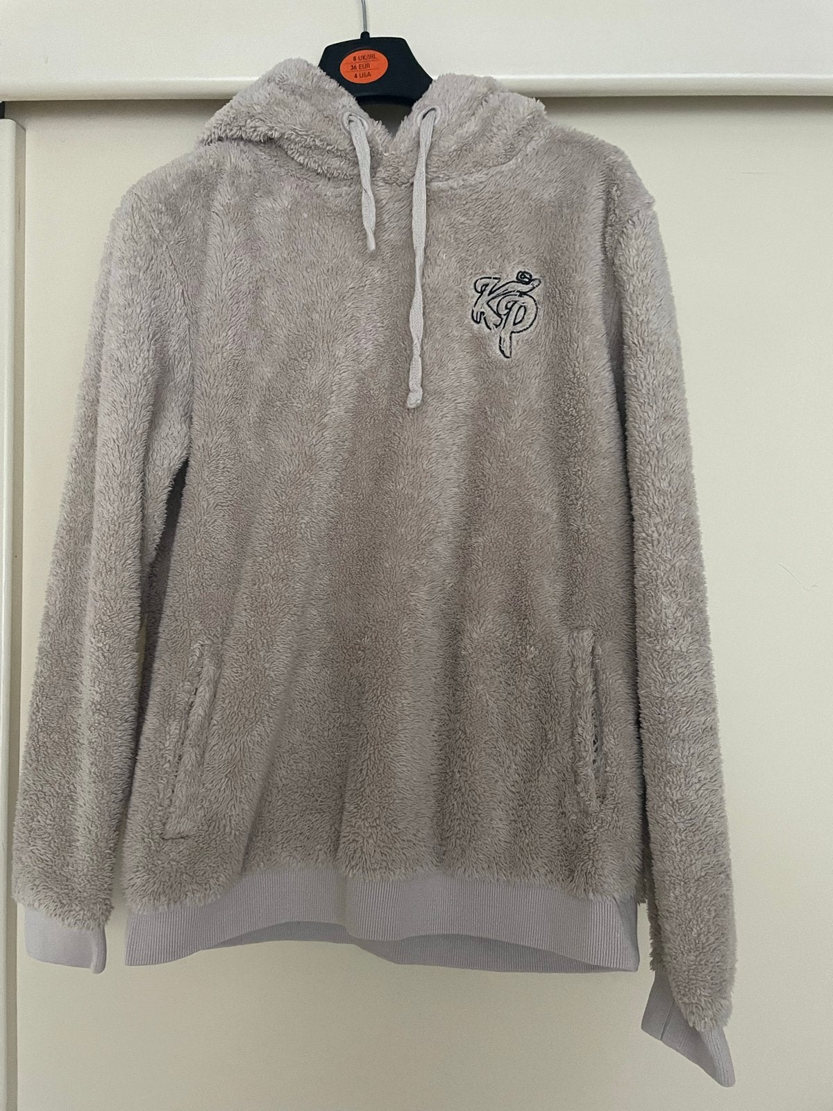 KP Hoodie - Maat 158/164 - Zo goed als nieuw, Kinderen en Baby's, Kinderkleding | Maat 164, Ophalen of Verzenden, Zo goed als nieuw