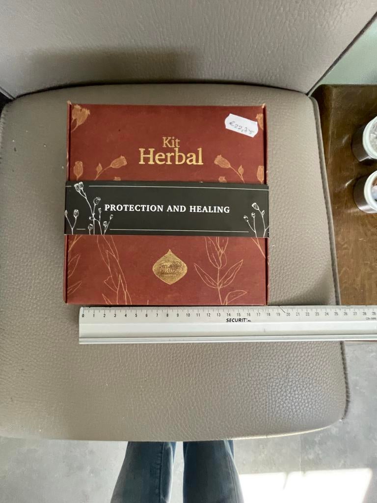Herbal Protection and Healing Kit - Nieuw, Boeken, Ophalen of Verzenden, Nieuw, Spiritualiteit algemeen, Overige typen