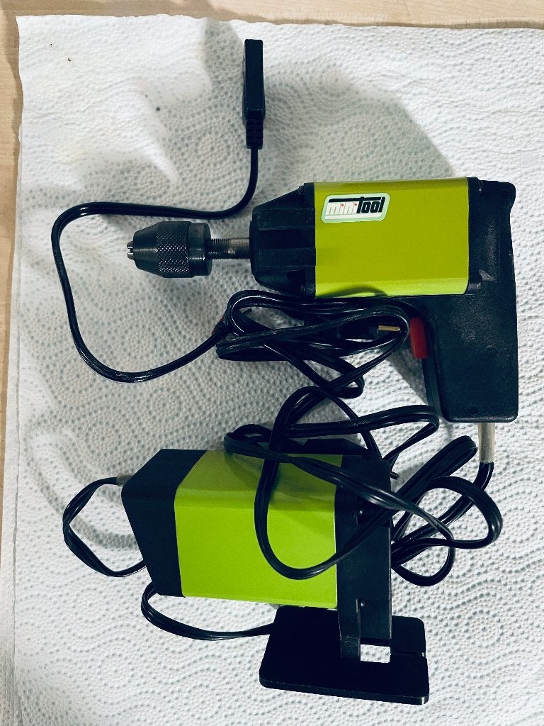 2 stuks Minitool's, Ophalen, Zo goed als nieuw, Groter dan 1:32