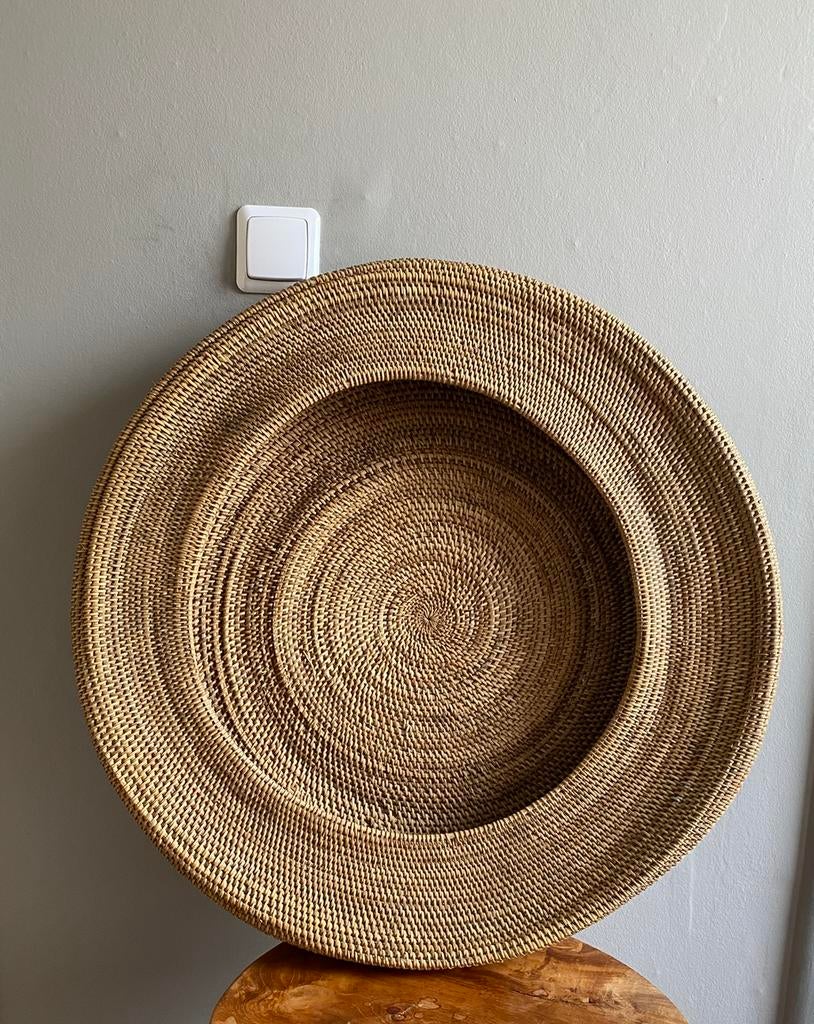Grote ronde rieten mand, Huis en Inrichting, Woonaccessoires | Schalen en Manden, Ophalen, Gebruikt, Mand, Rond