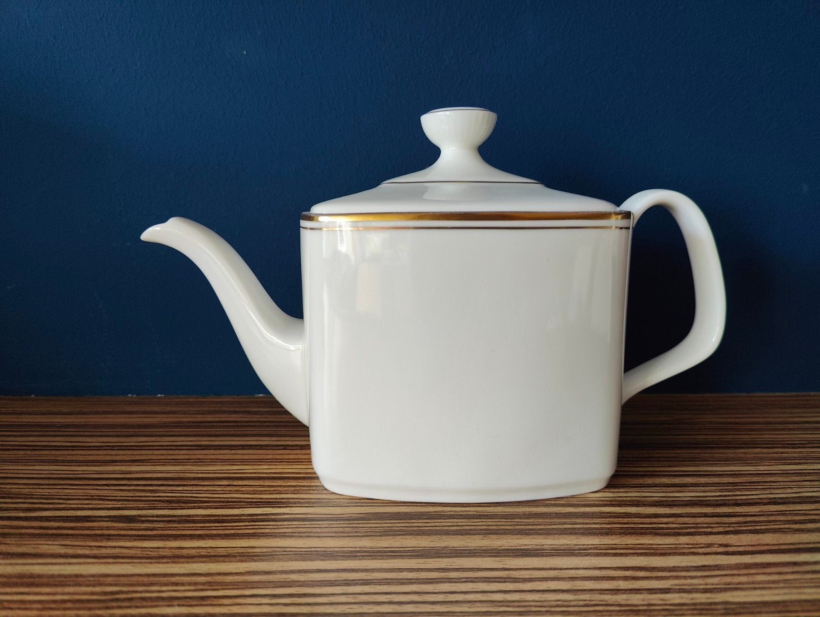 Royal Doulton Gold Concord theepot (H5049), Klassiek, Ophalen of Verzenden, Zo goed als nieuw, Theepot