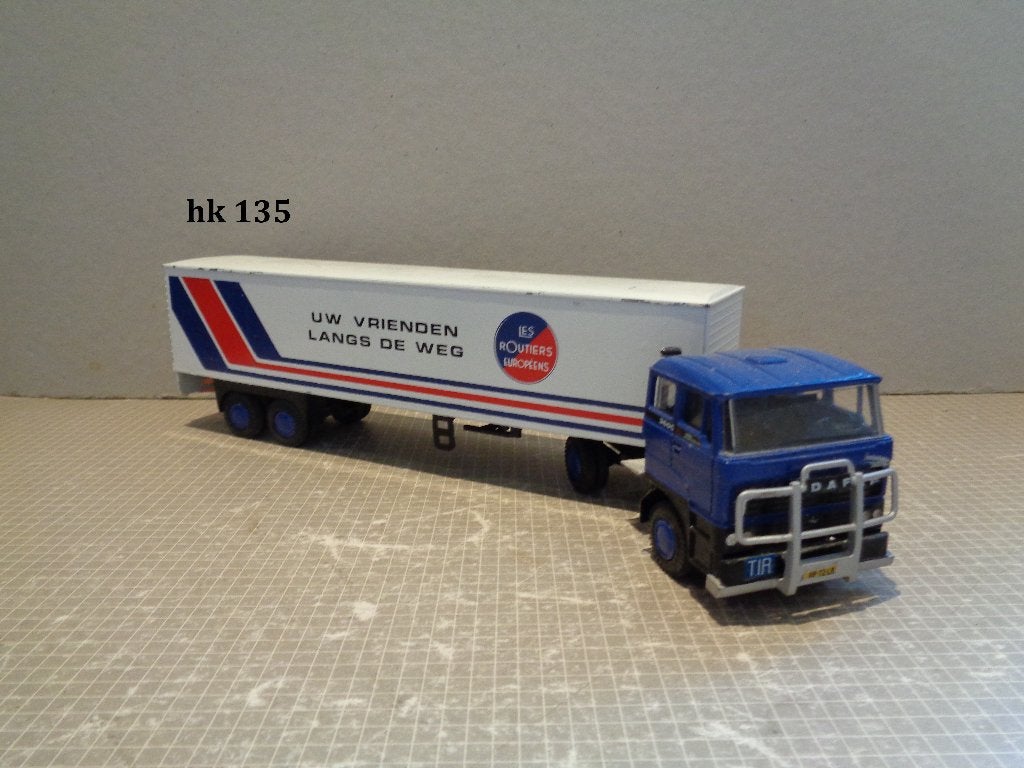 lion daf 2800 met euro trailer, Hobby en Vrije tijd, Ophalen of Verzenden, Gebruikt, Bus of Vrachtwagen, Lion Toys