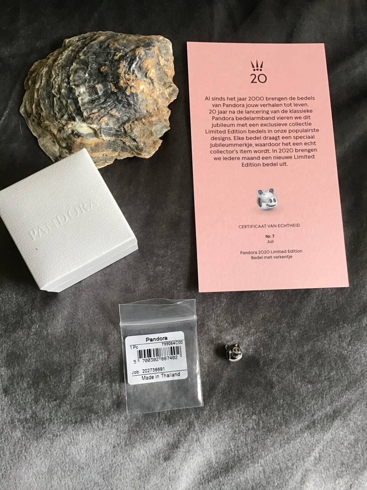 Pandora 2020 Limited Edition Bedel met varkentje (Juli), Sieraden, Tassen en Uiterlijk, Bedels, Pandora, Nieuw, Ophalen of Verzenden