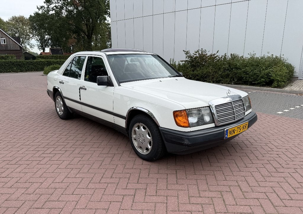 Mercedes-Benz 200-Serie  250 D 1985 Wit eerste eigenaar W124, Auto's, 657 kg, 2497 cc, Open dak, Wit