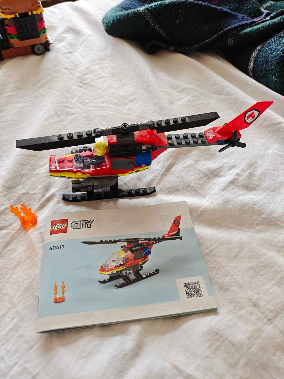 LEGO City Brandweerhelikopter 60411 met instructies, Ophalen of Verzenden, Zo goed als nieuw, Overige merken