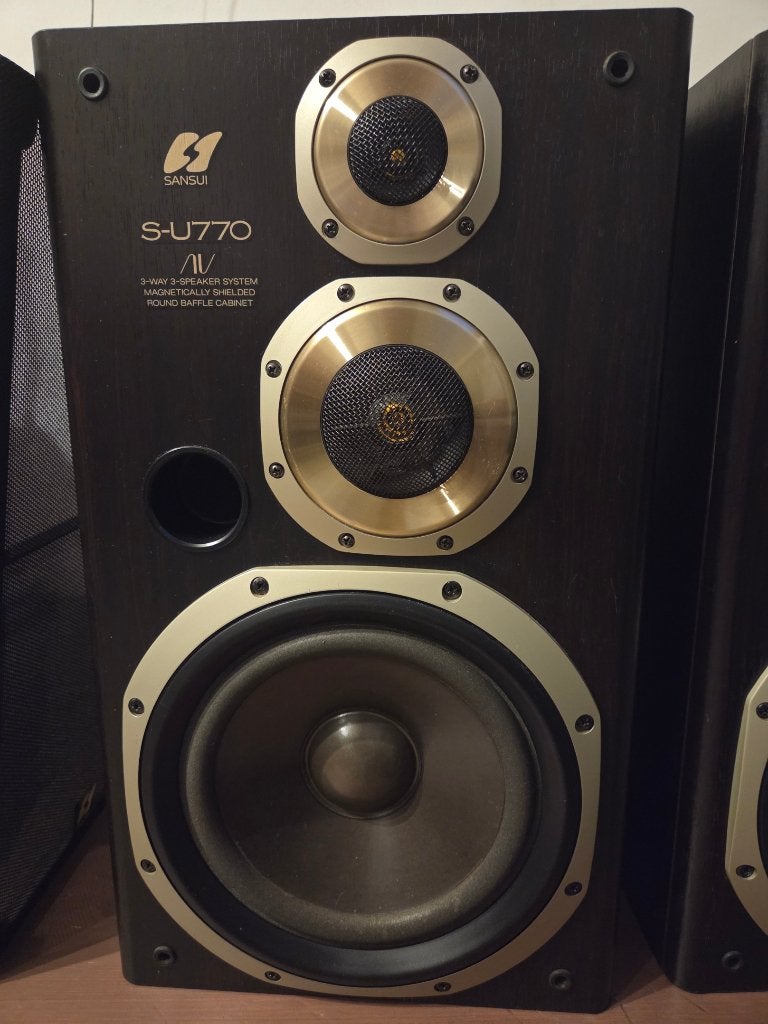 Sansui S-U770 3 weg speakers voor de Sansui liefhebber, Zo goed als nieuw, 60 tot 120 watt, Front, Rear of Stereo speakers, Ophalen