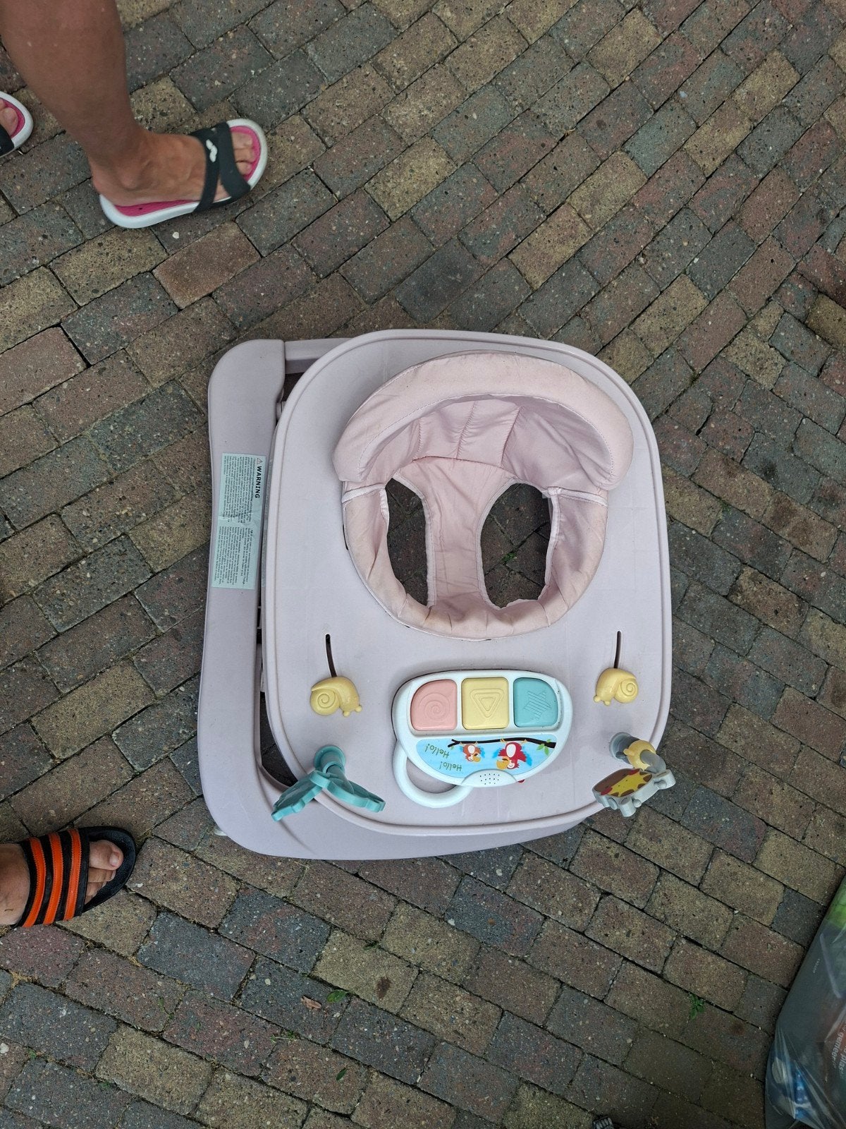 Roze baby loopstoel met speelblad, Ophalen, Gebruikt