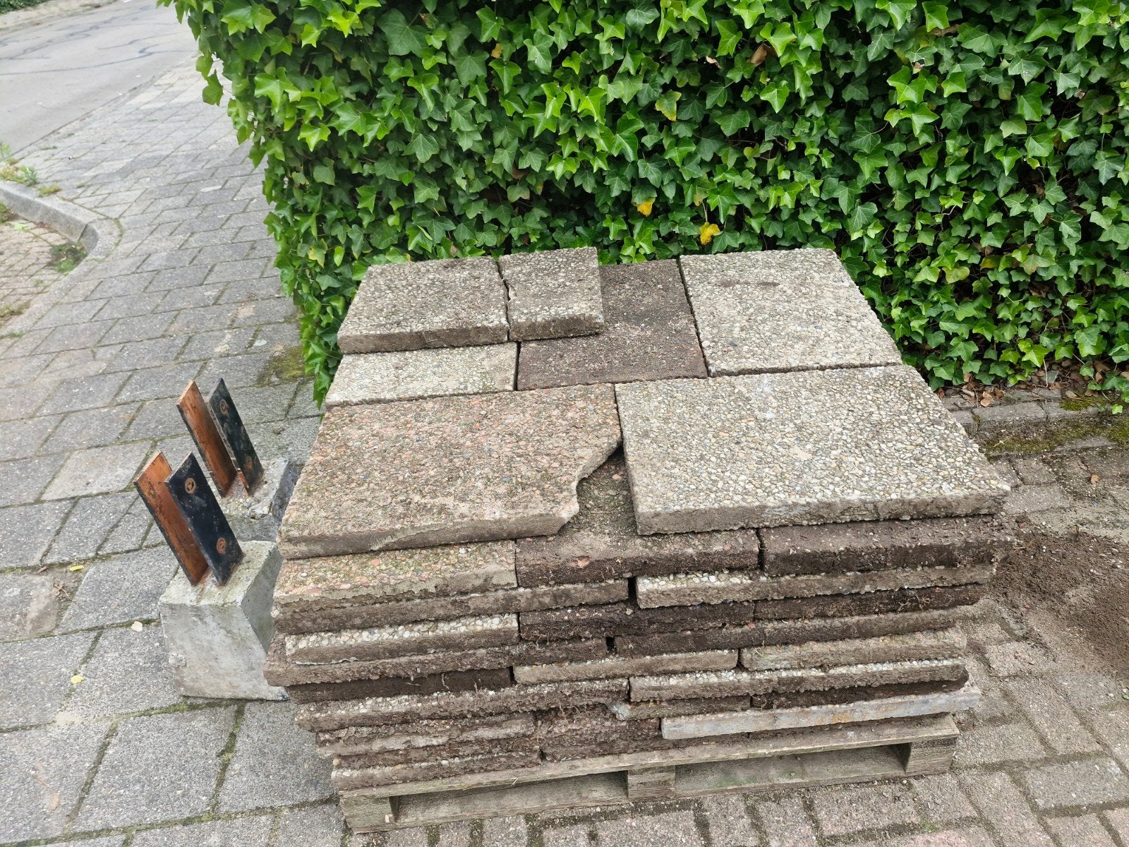 Gratis - Grindtegels 60x40 cm, Tuin en Terras, Ophalen, Gebruikt, Grind, Terrastegels