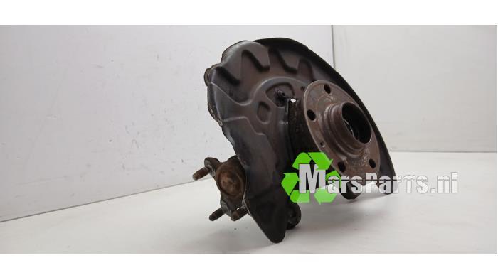 Fusee rechts-voor van een Volkswagen Golf, Gebruikt, -, Volkswagen, -