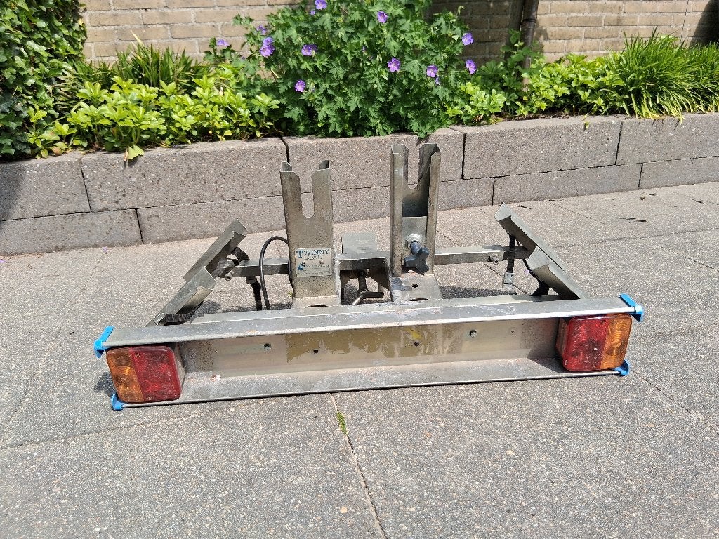 Fietsendrager, Ophalen, 2 fietsen, Gebruikt, Trekhaakdrager