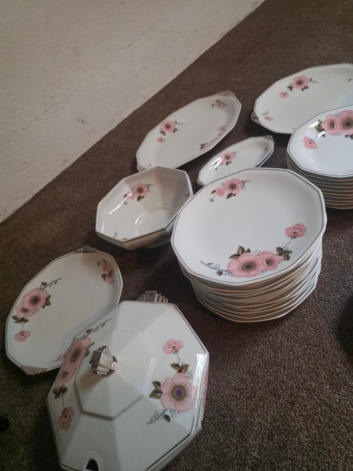 Uitgebreid Limoges servies met roze bloemmotief, Antiek en Kunst, Ophalen of Verzenden