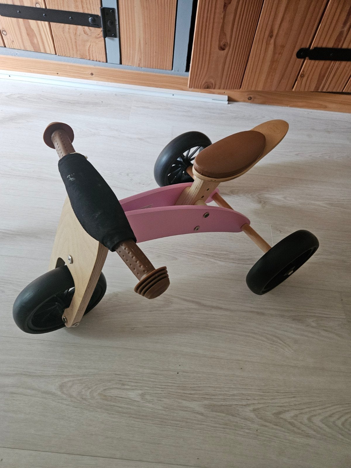 Houten loopfiets roze - perfect voor de kleintjes!, Kinderen en Baby's, Ophalen, Gebruikt, Loopfiets