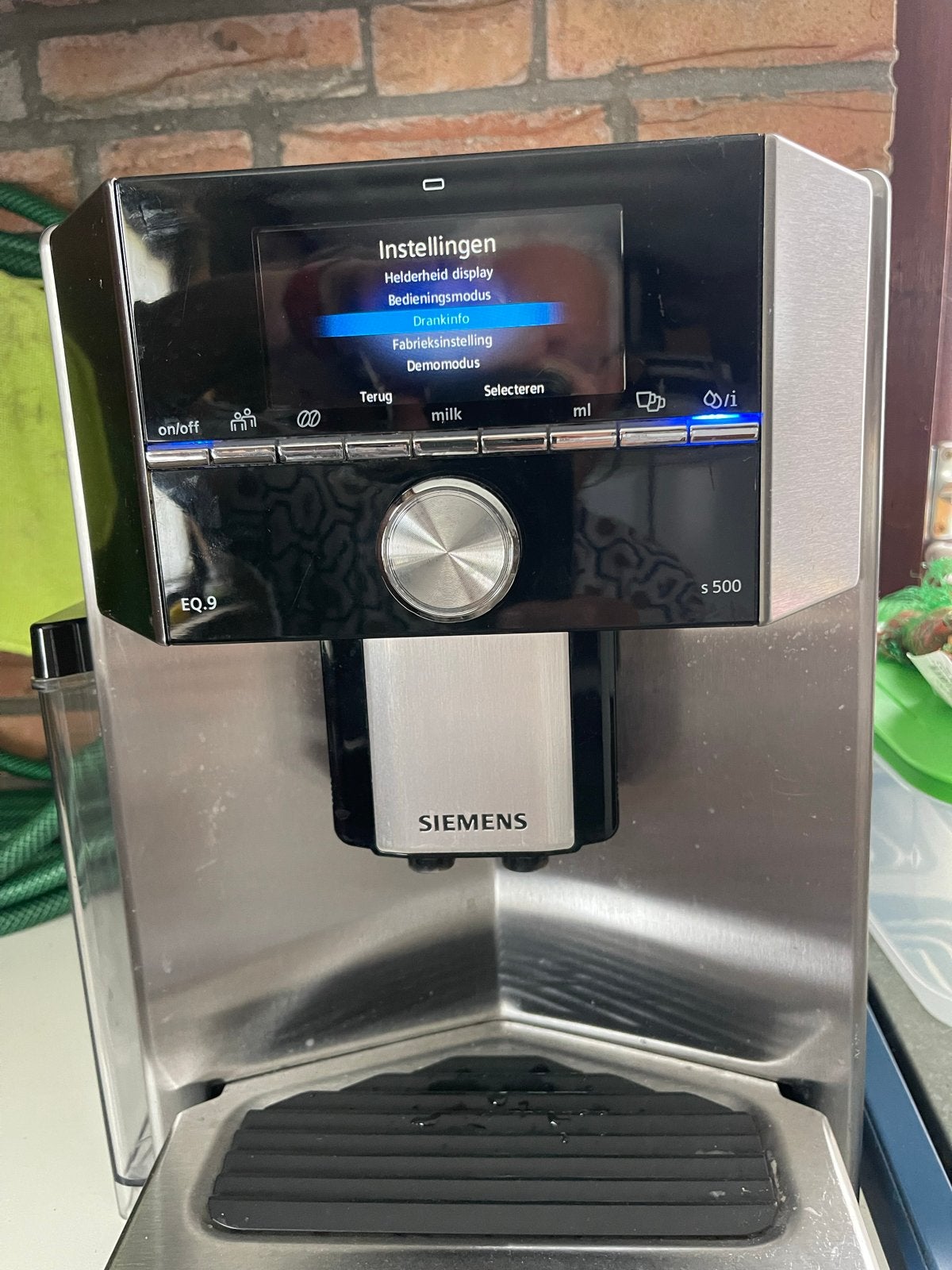 Siemens EQ.9 S500 volautomatische espressomachine, Ophalen, Afneembaar waterreservoir, Espresso apparaat, 10 kopjes of meer
