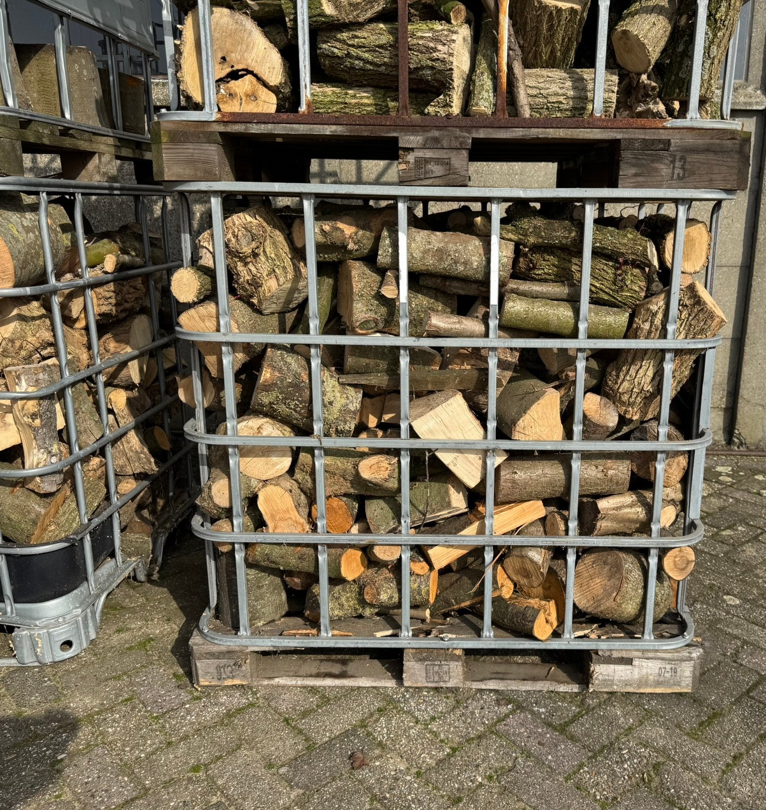 Haardhout kachelhout stammen/deels gekloofd, Tuin en Terras, Haardhout, Minder dan 3 m³, Ophalen, Essenhout, Stammen