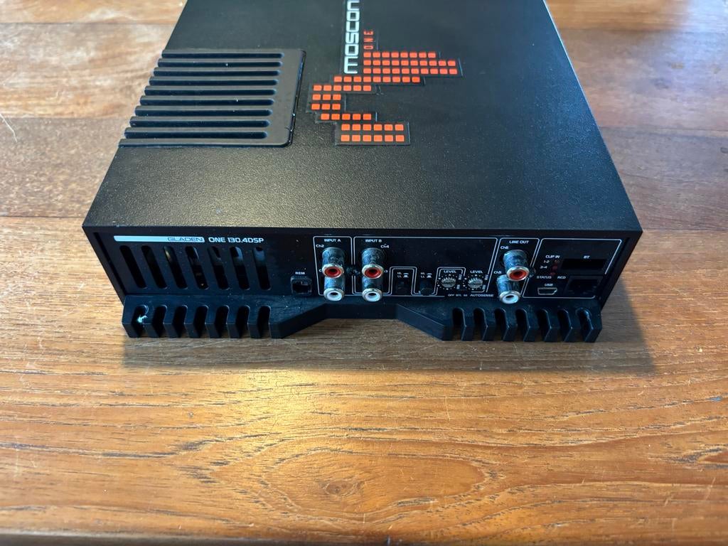 Mosconi Gladen One 130.4 DSP versterker, Auto diversen, Autoradio's, Ophalen of Verzenden, Gebruikt